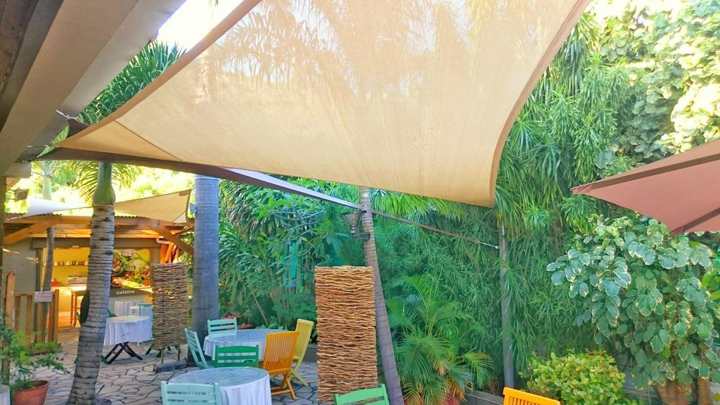 Hotel Ylang Ylang Сен-Жиль-ле-Бэн Экстерьер фото
